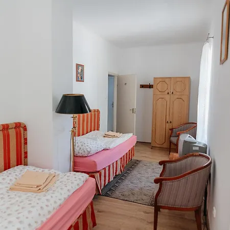 Bed and breakfast Malomerdő Panzió Pusztavam