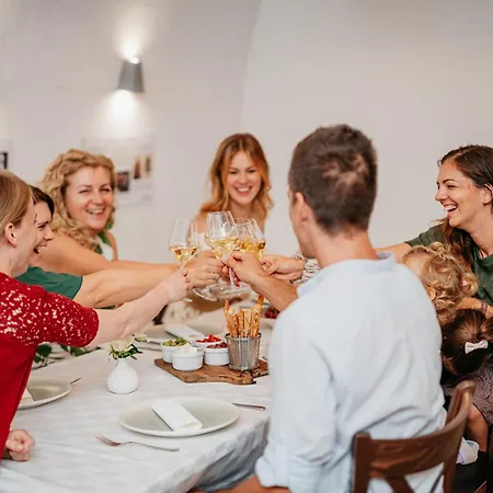 Malomerdo Panzio Bed & Breakfast Pusztavam