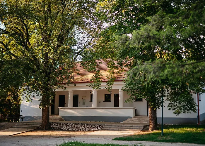 Malomerdo Panzio Bed & Breakfast