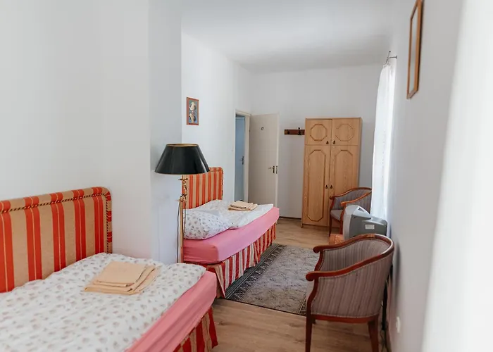 Bed & Breakfast Malomerdo Panzio Pusztavam